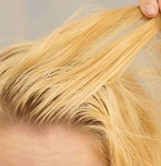 How to Stop Greasy Hair