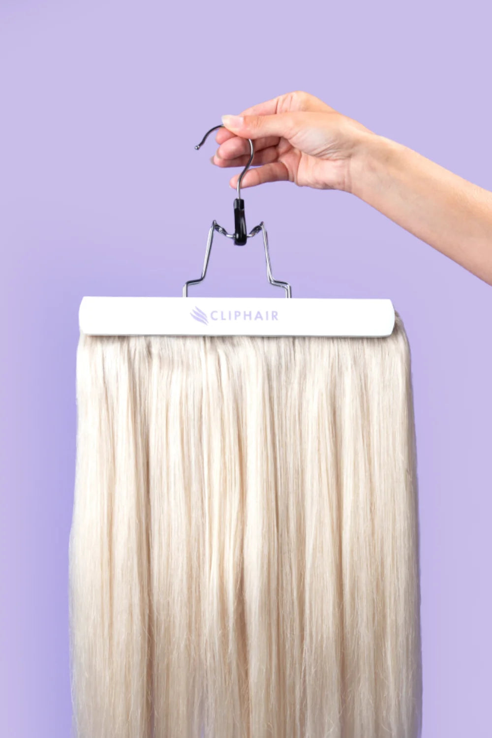 Hair Extension Hanger with hair extension